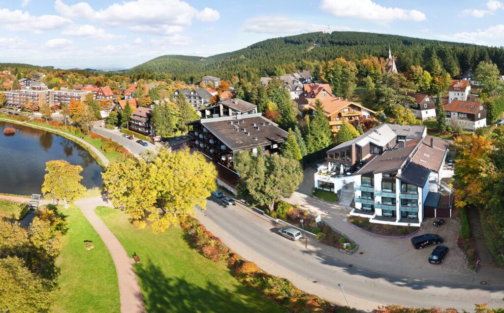 Luftbild der Häuser am Kranichsee in Hahnenklee