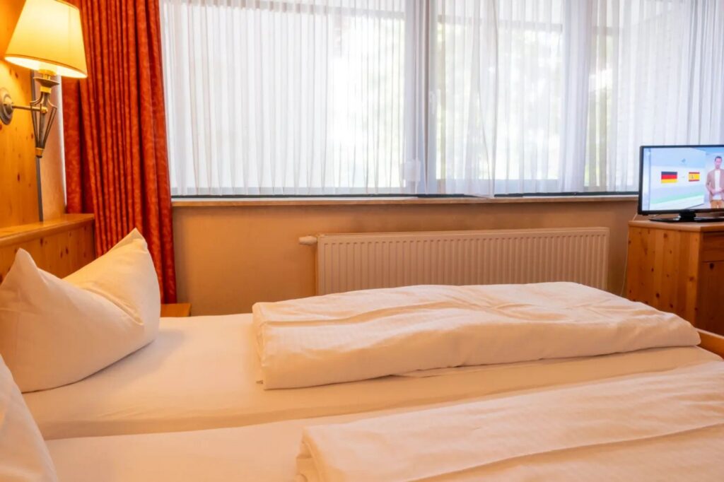 Doppelzimmer Economy – Bild 2